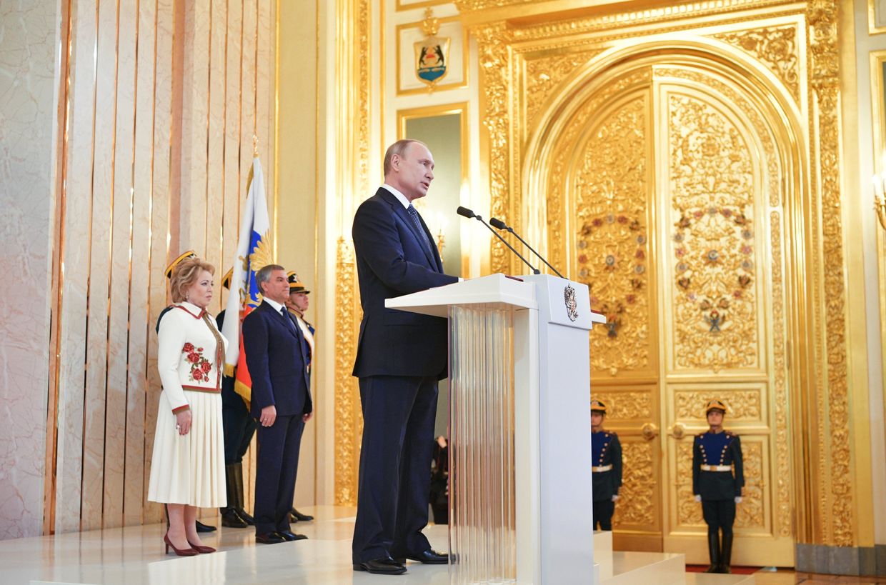 Избранный президент РФ Владимир Путин во время церемонии инаугурации в Кремле. 7 мая 2018