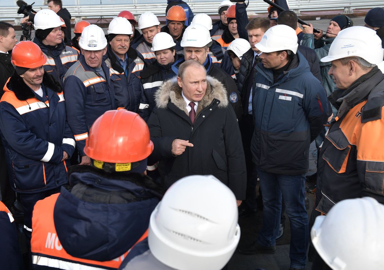 Рабочая поездка президента РФ В. Путина в ряд регионов Южного федерального округа