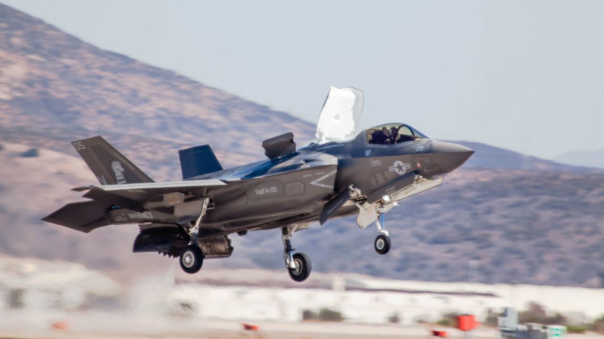 Американский истребитель F-35 «Молния II»