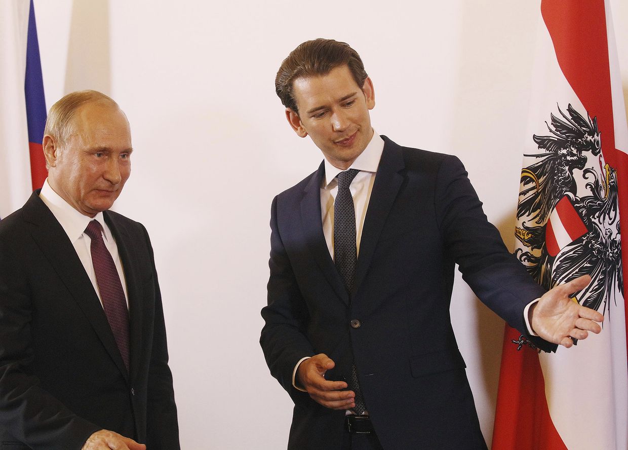 Президент РФ Владимир Путин и Федеральный канцлер Австрии Себастьян Курц