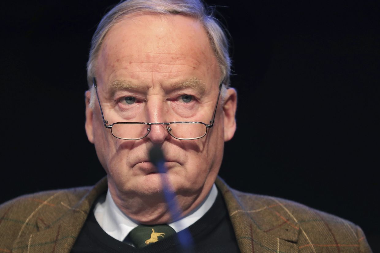 Одни из лидеров партии Альтернатива для Германии Александер Гауланд