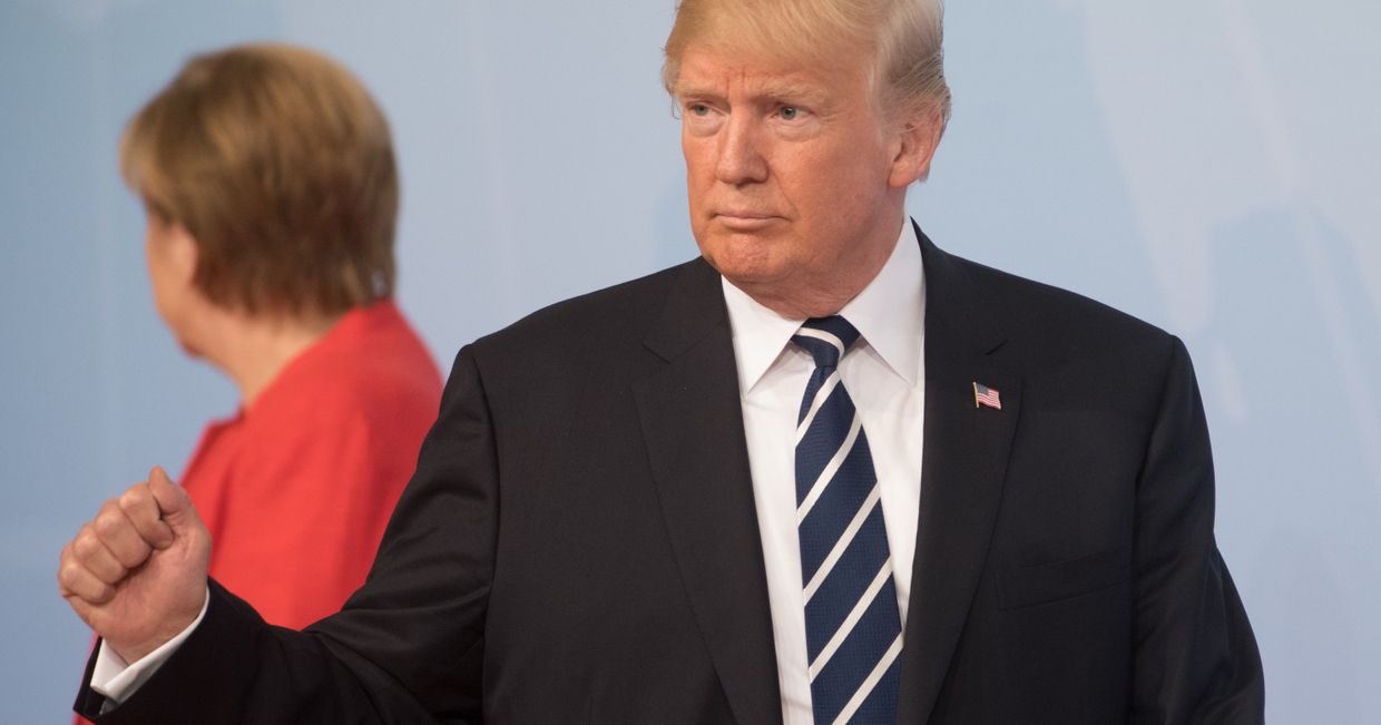 Дональд Трамп на церемонии официальной встречи канцлером Германии Ангелой Меркель глав делегаций государств-участников Группы двадцати G20 в Гамбурге. 7 июля 2017