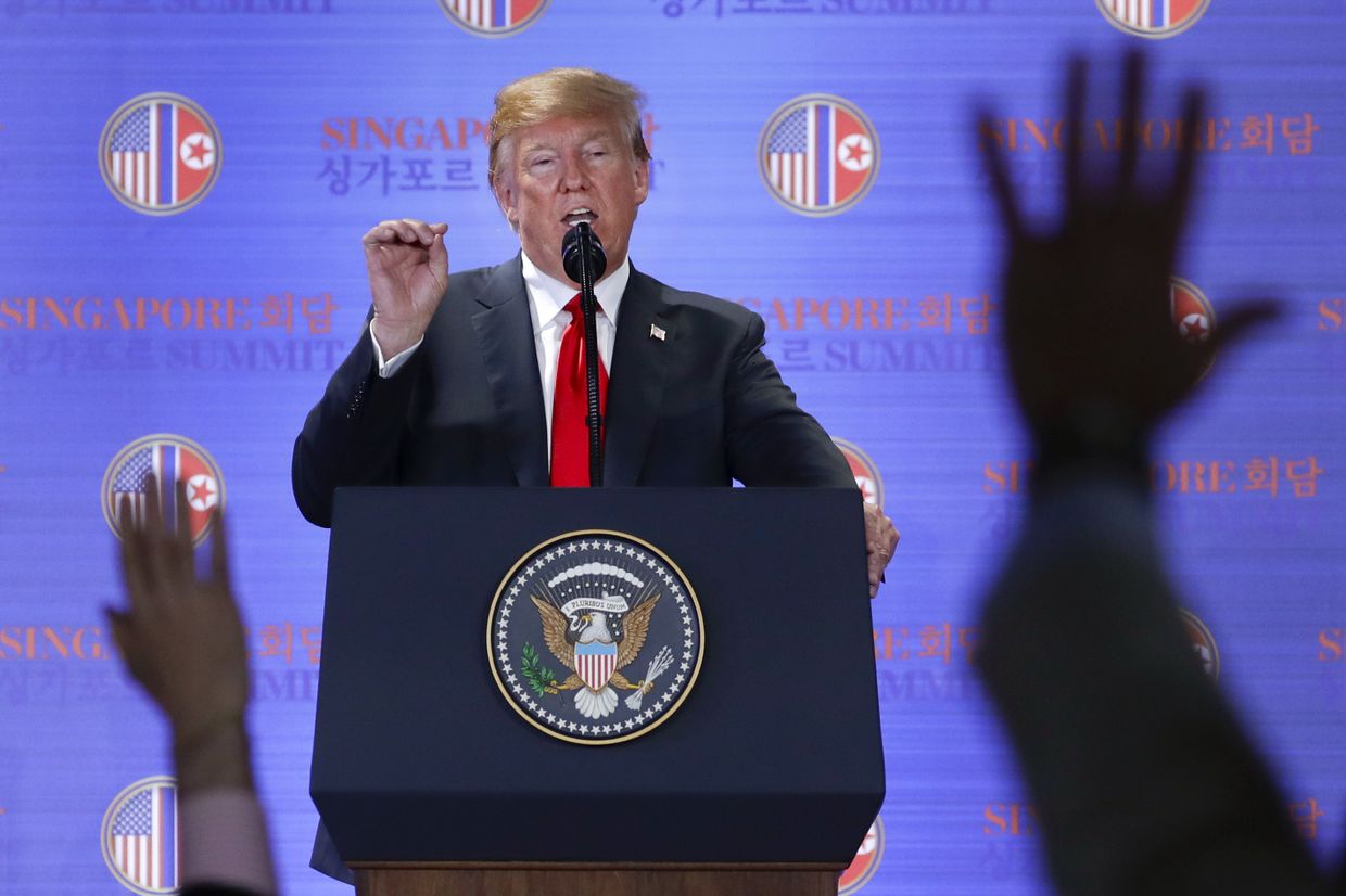 Президент США Дональд Трамп на пресс-конференции, посвещенной итогам саммита в Сингапуре. 12 июня 2018