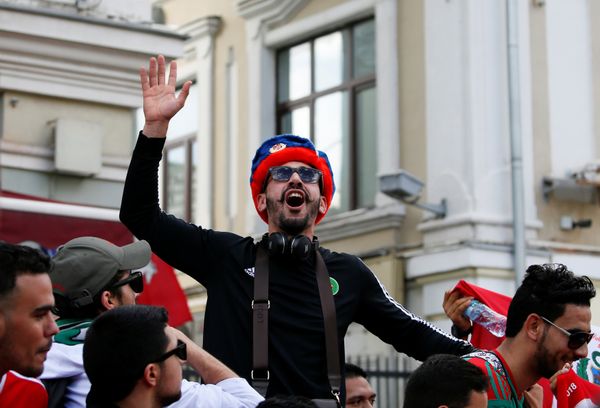 Футбольные болельщики в преддверии чемпионата мира по футболу
