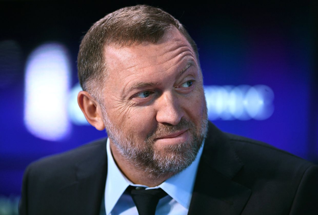 Президент компании РУСАЛ Олег Дерипаска на Санкт-Петербургском международном экономическом форуме 2017 Президент компании РУСАЛ Олег Дерипаска на Санкт-Петербургском международном экономическом форуме 2017