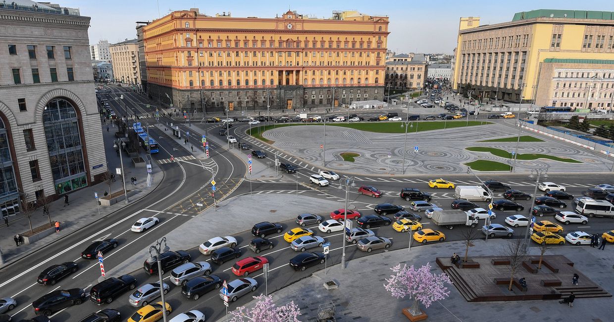 Лубянская площадь в Москве