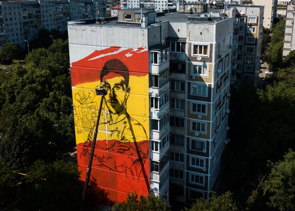 Граффити к ЧМ-2018 по футболу в Краснодаре
