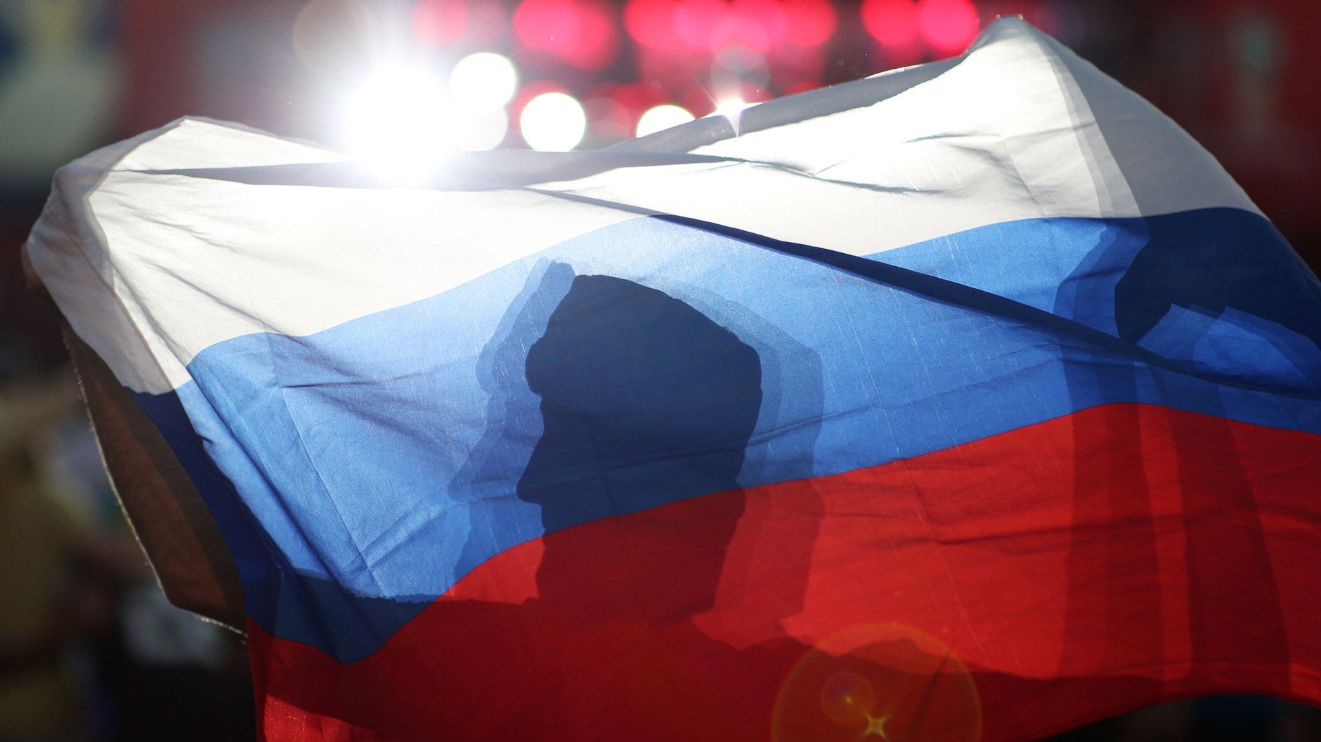 Болельщики празднуют победу сборной России - ИноСМИ, 1920, 24.04.2022