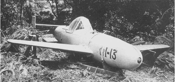 Самолет камикадзе «Йокосука MXY-7 Ока»