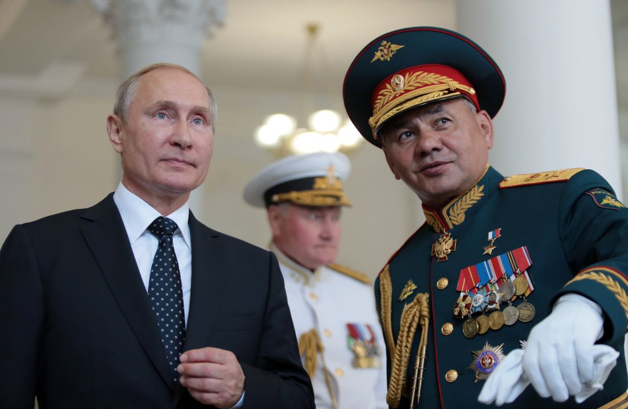 Президент РФ В. Путин посетил Нахимовское военно-морское училище