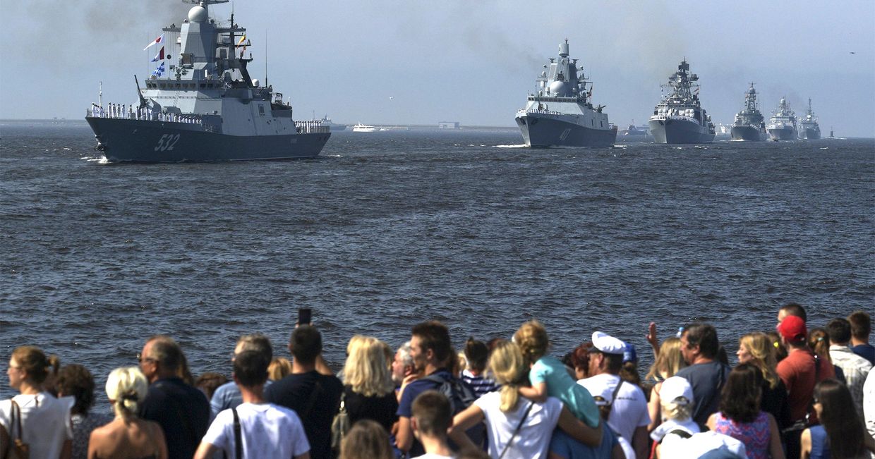 Первая сводная репетиция парада ВМФ России Первая сводная репетиция парада ВМФ России