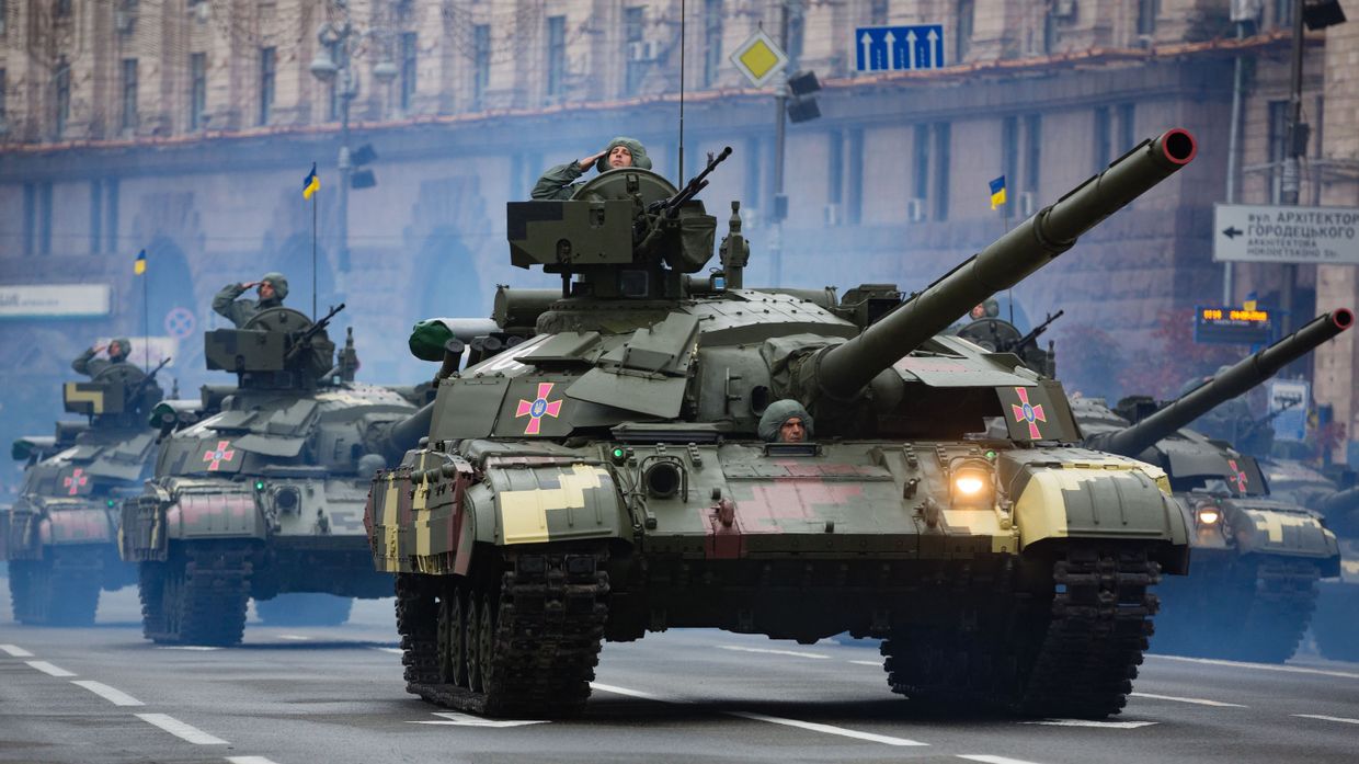 Военный парад по случаю 25-летней годовщины со Дня Независимости Украины