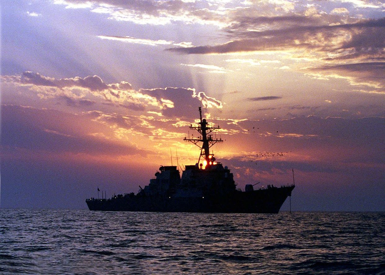 Эсминец ВМС США USS Carney