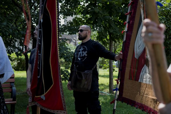Русские православные националисты надеются на возвращение царя