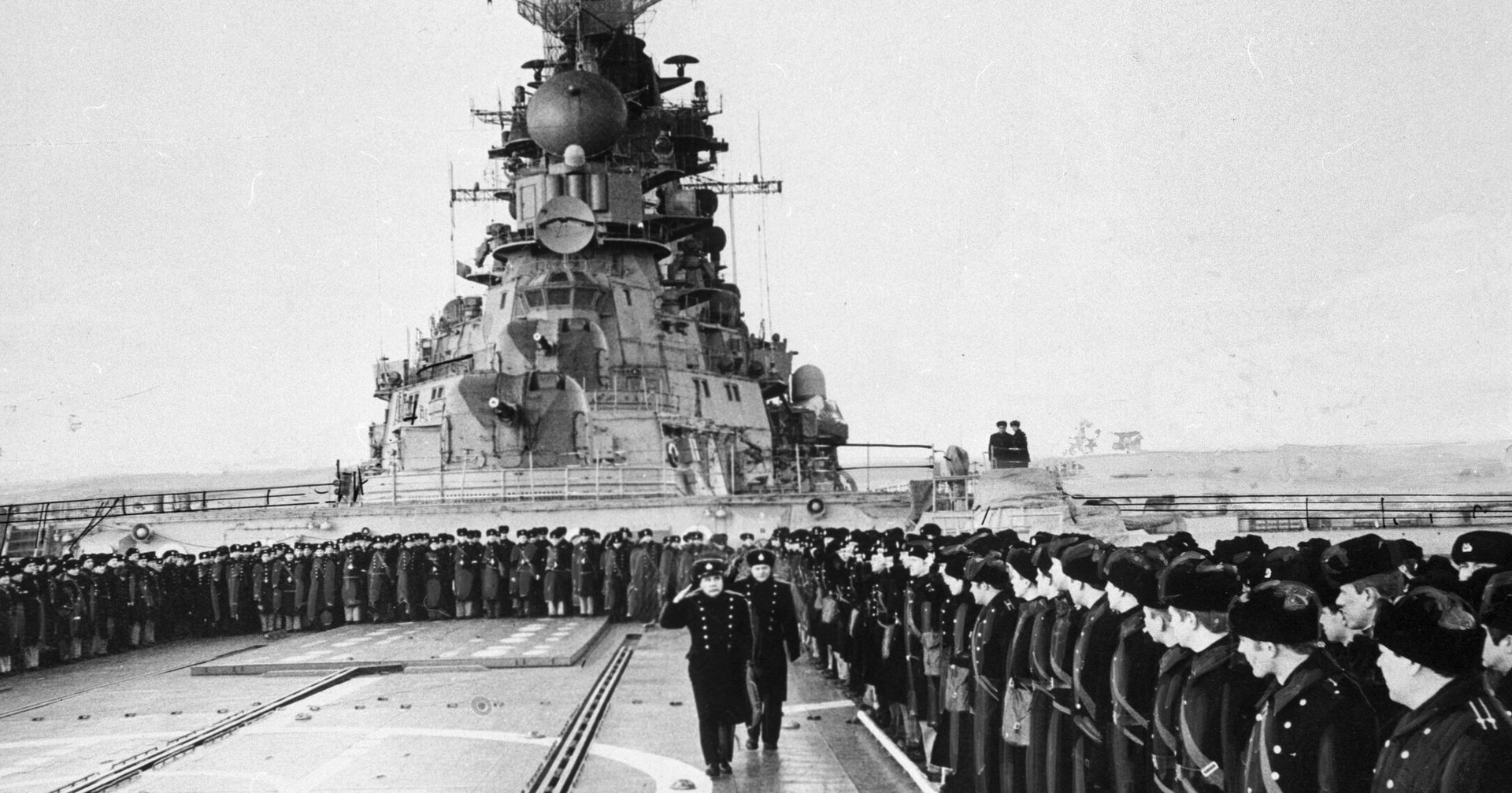 Моряки ракетного крейсера «Киров» на утреннем построении Моряки ракетного крейсера «Киров» на утреннем построении - ИноСМИ, 1920, 28.02.2021