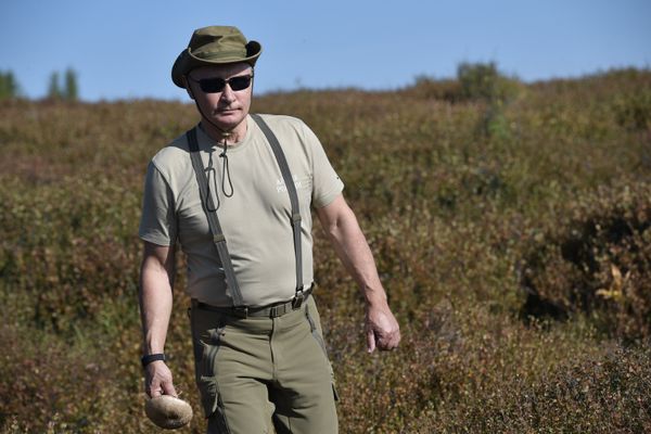 Президент РФ В. Путин провел выходные в Тыве