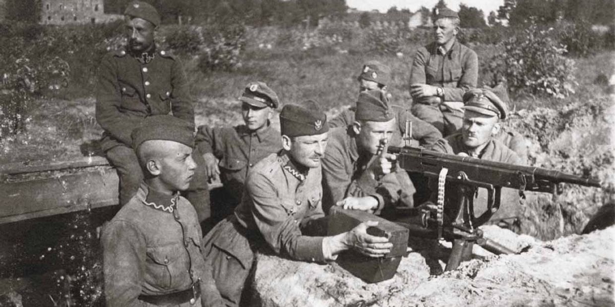 Польские окопы под Милосной, август 1920 года Польские окопы под Милосной, август 1920 года