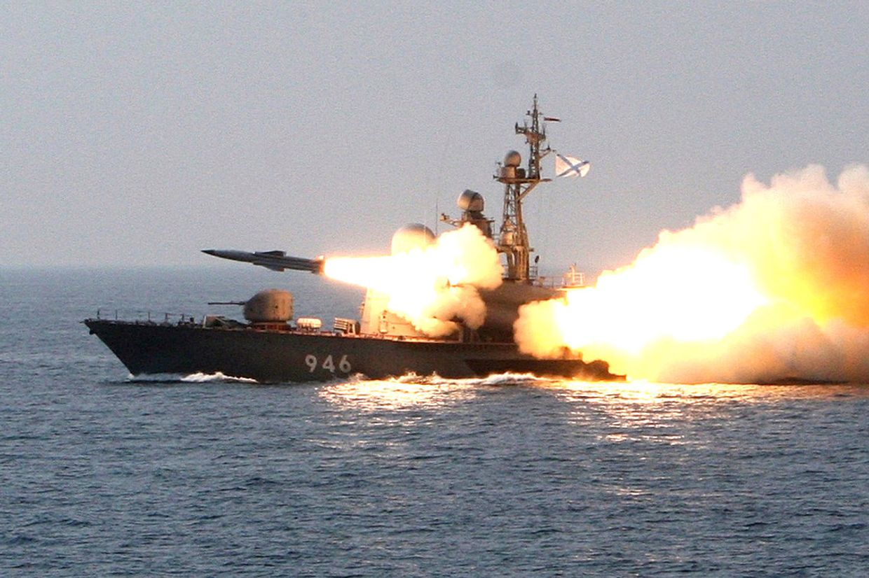 Тихоокеанский флот провел морские учения ракетных катеров