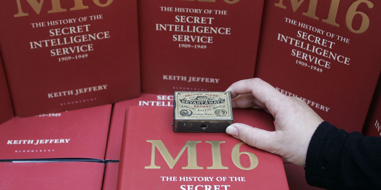 Презентация книги «История секретной разведывательной службы 1909-1949 годов»