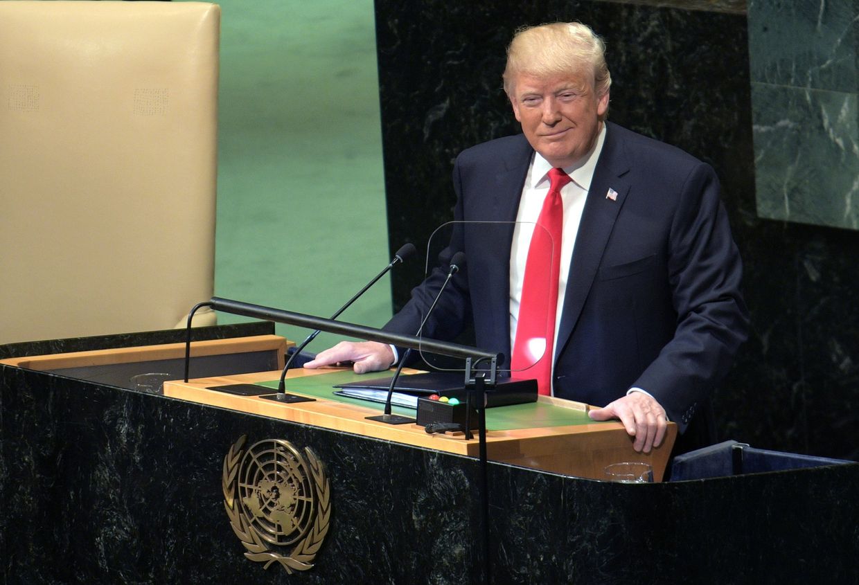 Президент США Дональд Трамп выступает на Генеральной Ассамблее Организации Объединенных Наций в Нью-Йорке. 25 сентября 2018 Президент США Дональд Трамп выступает на Генеральной Ассамблее Организации Объединенных Наций в Нью-Йорке. 25 сентября 2018