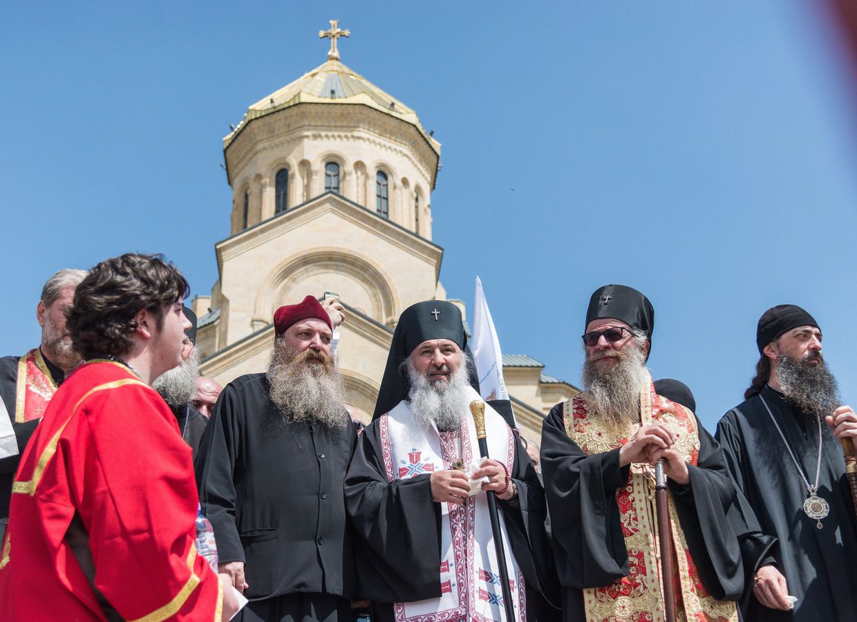 Священнослужители в День сохранения семейных ценностей в Грузии