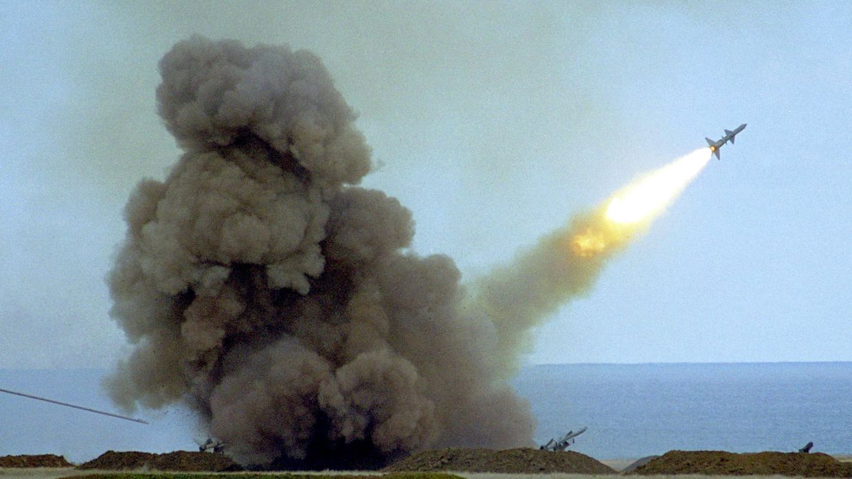 Пуск ракеты С-200 во время учений армии Украины