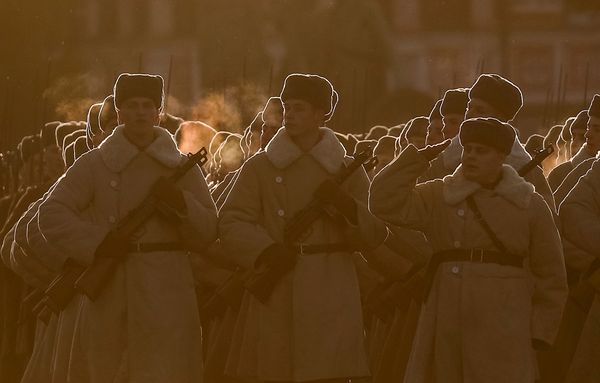 Марш, приуроченный к 77-й годовщине парада 1941 года