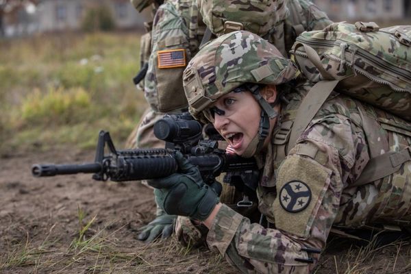 Американский военный медик на учениях в Польше