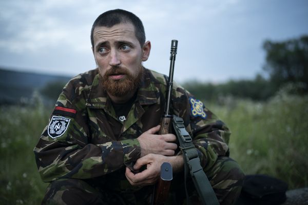 В украинском националистском лагере детей учат убивать