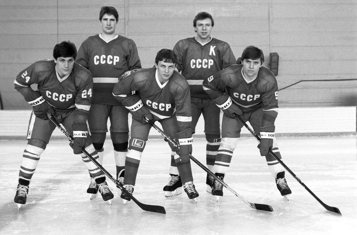 Первая пятерка сборной СССР по хоккею