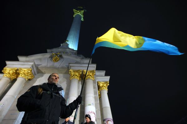Участники акции, посвященной 5-й годовщине начала событий на Майдане, в Киеве. 21 ноября 2018