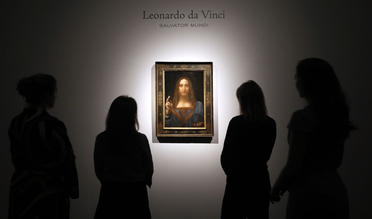 Картина Леонардо да Винчи Спаситель мира на аукционе Christie's в Лондоне. 24 октября 2017