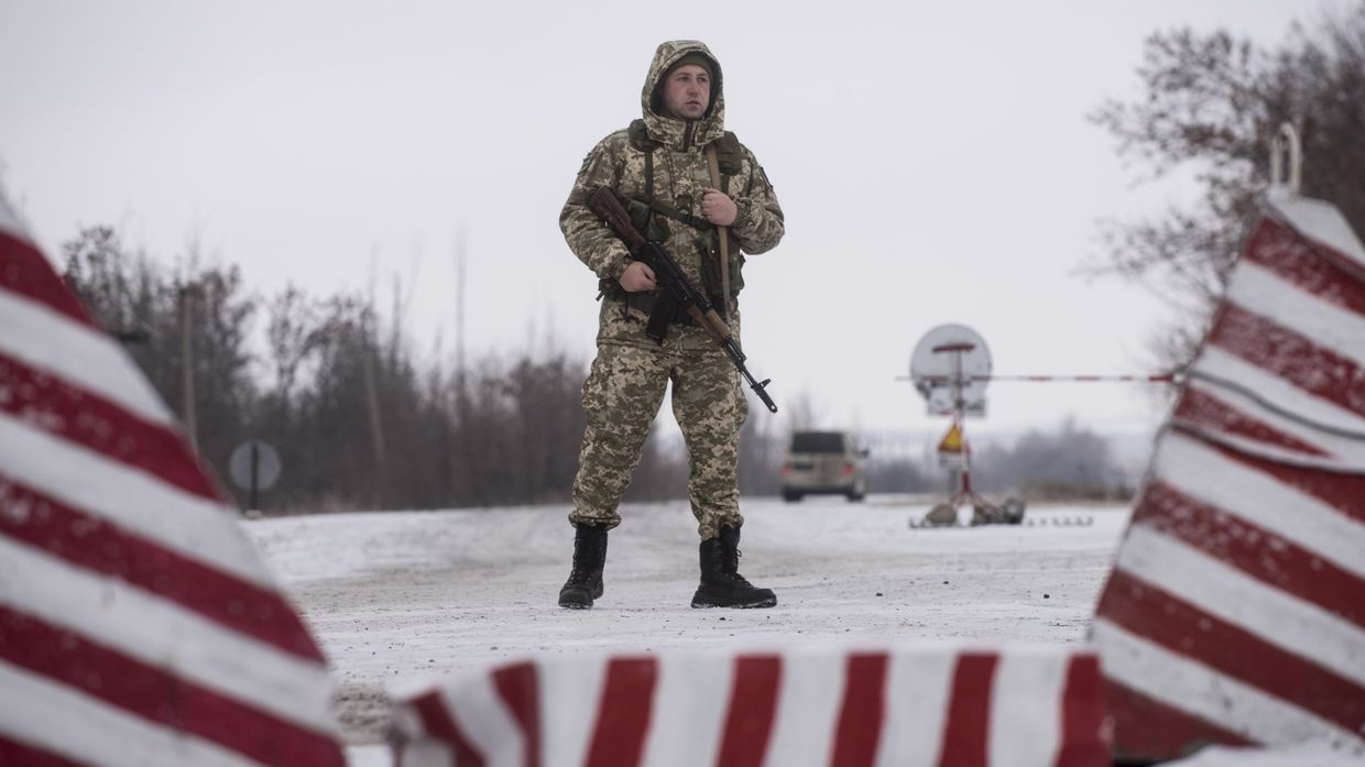 Украинский пограничник в городе Милове