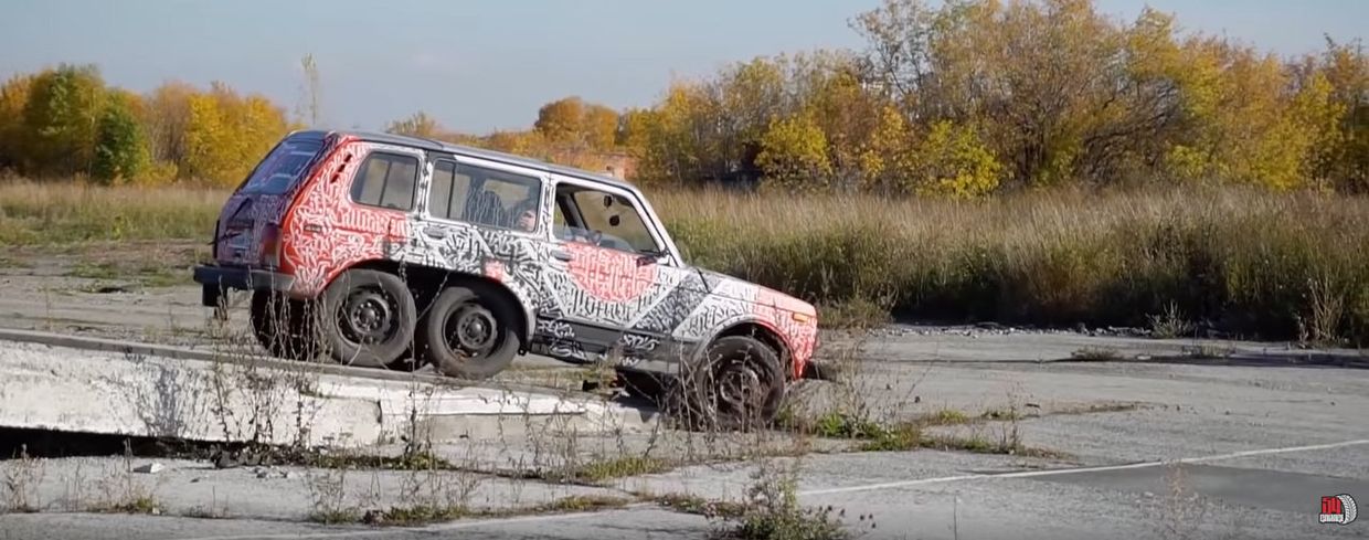 6x6 Lada Niva by Garage 54