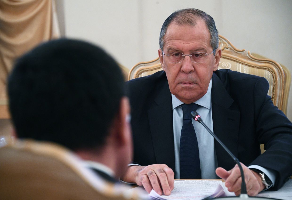 Встреча глав МИД РФ и Японии С. Лаврова и Т. Коно
