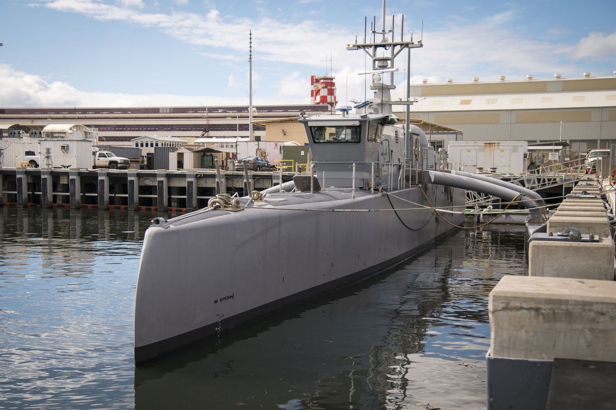Американский беспилотный корабль «Морской охотник»