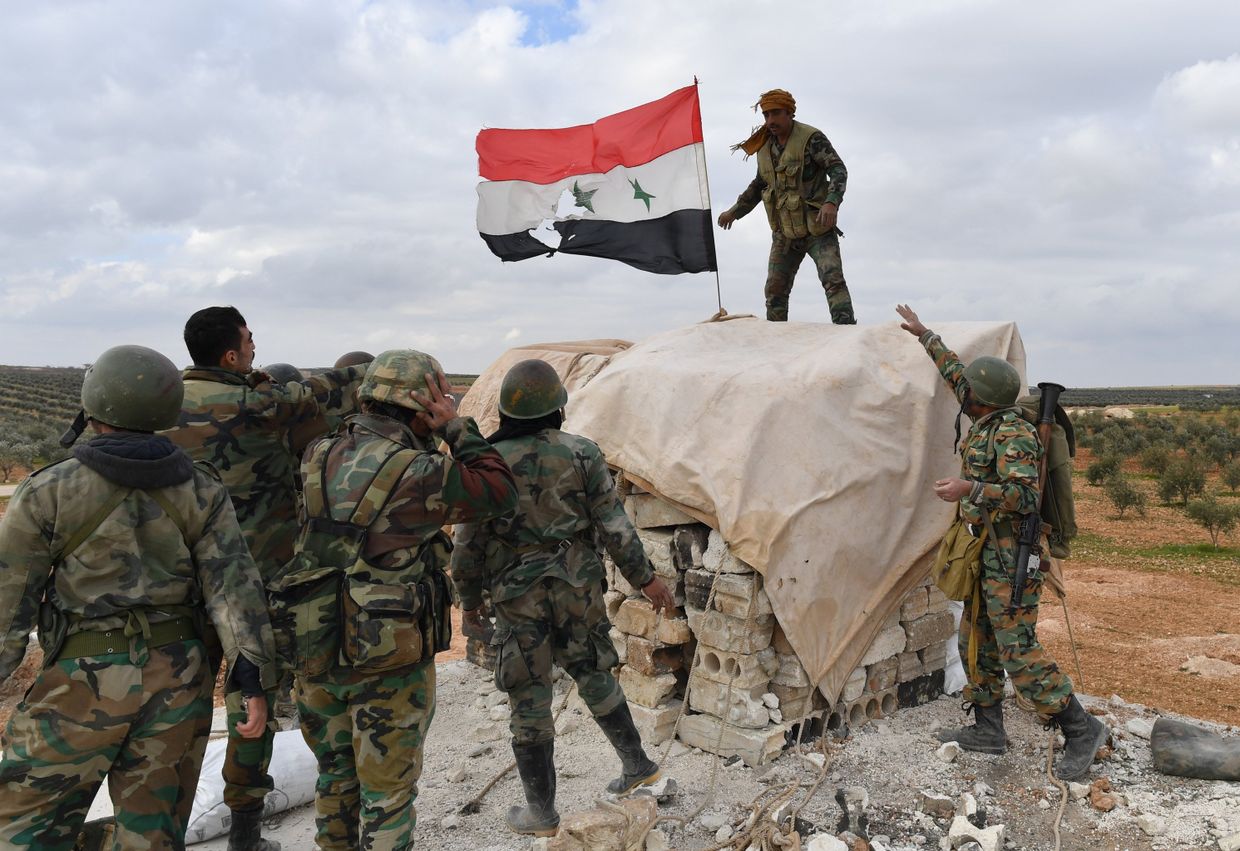 Передовые позиции сирийской армии в районе Алеппо