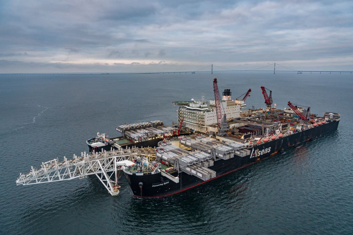 Строительство газопровода «Северный поток - 2»