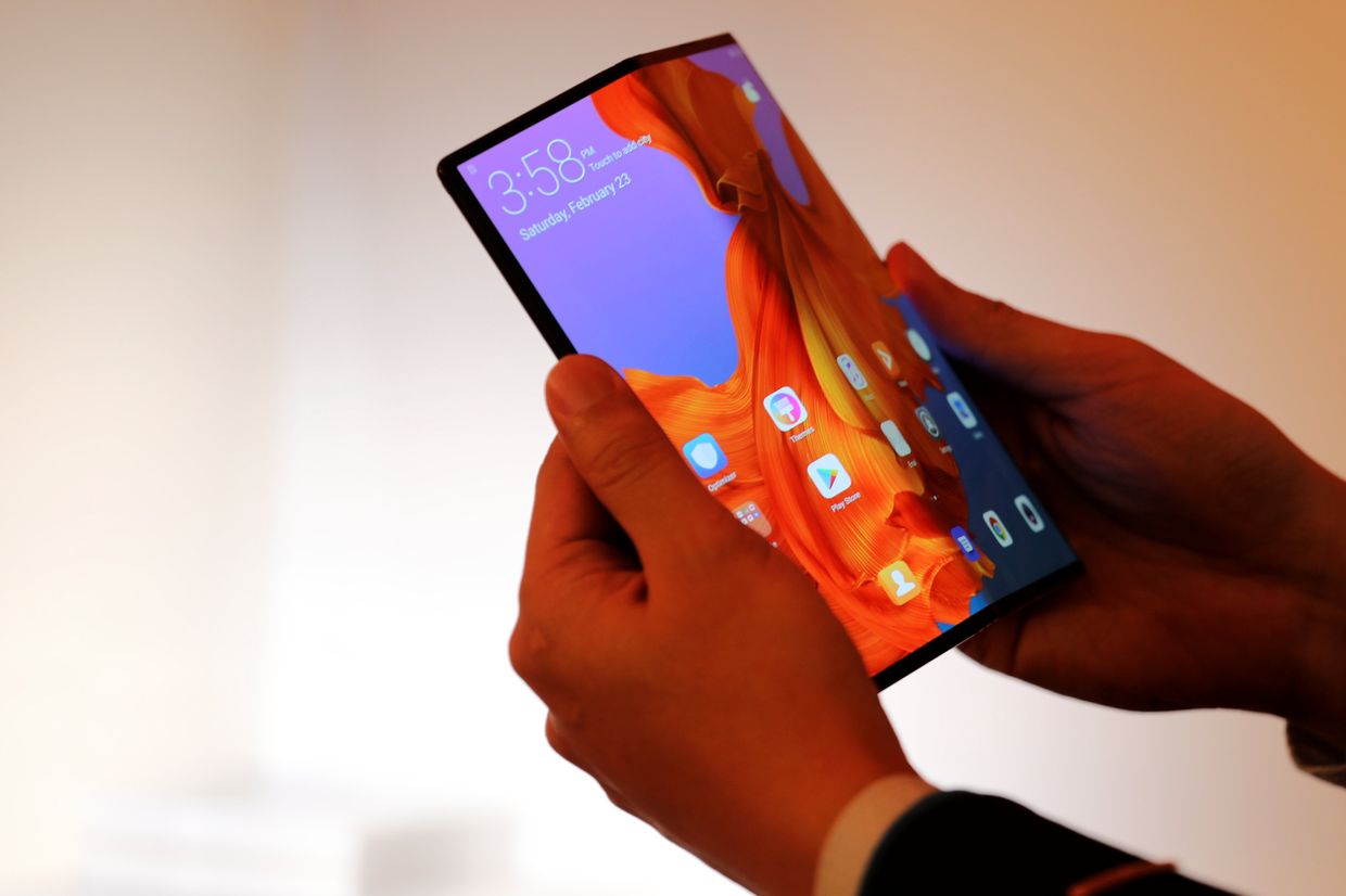 Смартфон Huawei Mate X