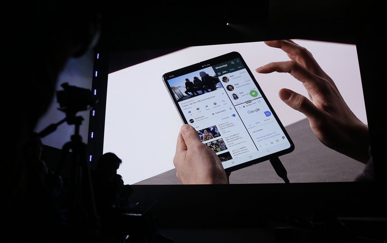 Смартфон Samsung Galaxy Fold