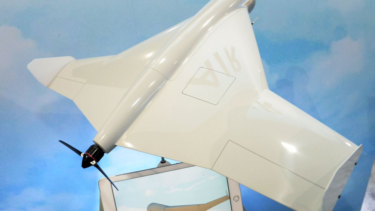 Беспилотник-камикадзе Куб-БЛА вооружений IDEX-2019