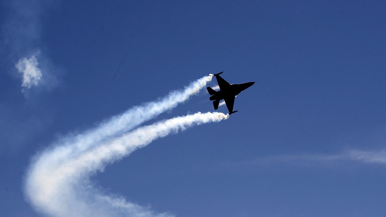 Истребитель пакистанских ВВС F-16