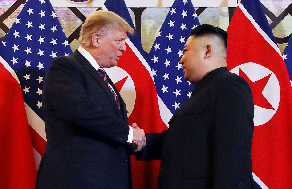 Президент США Дональд Трамп и северокорейский лидер Ким Чен Ын