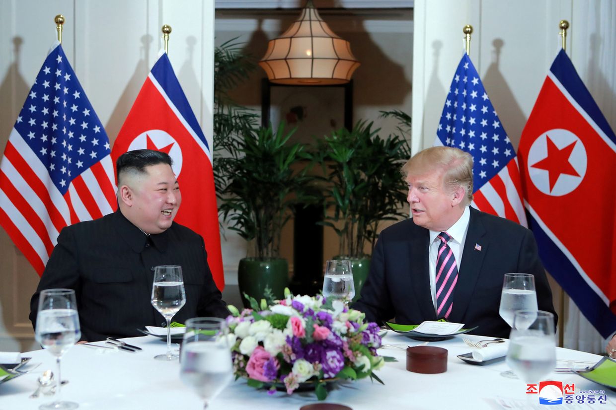 Президент США Дональд Трамп и северокорейский лидер Ким Чен Ын