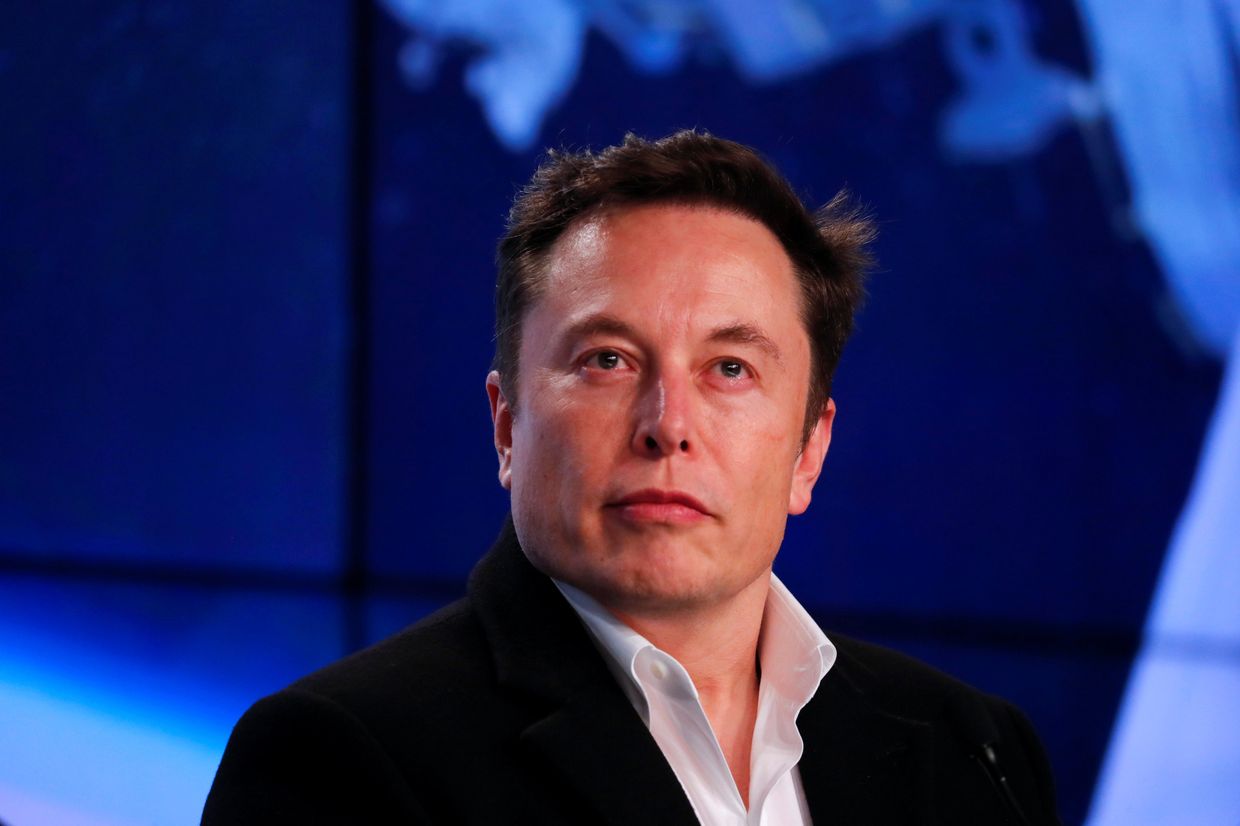 Генеральный директор SpaceX и Tesla Илон Маск