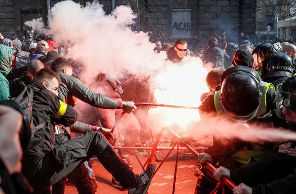 Участники митинга в Киеве