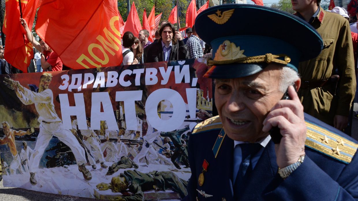Шествие и митинг КПРФ в честь 68-й годовщины Великой Победы СССР