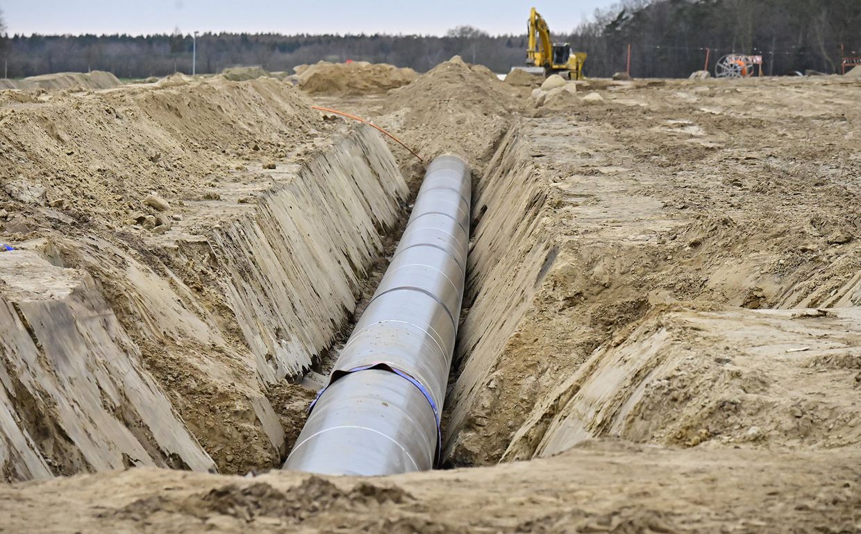 троительство газопровода в районе Любмина, Германия