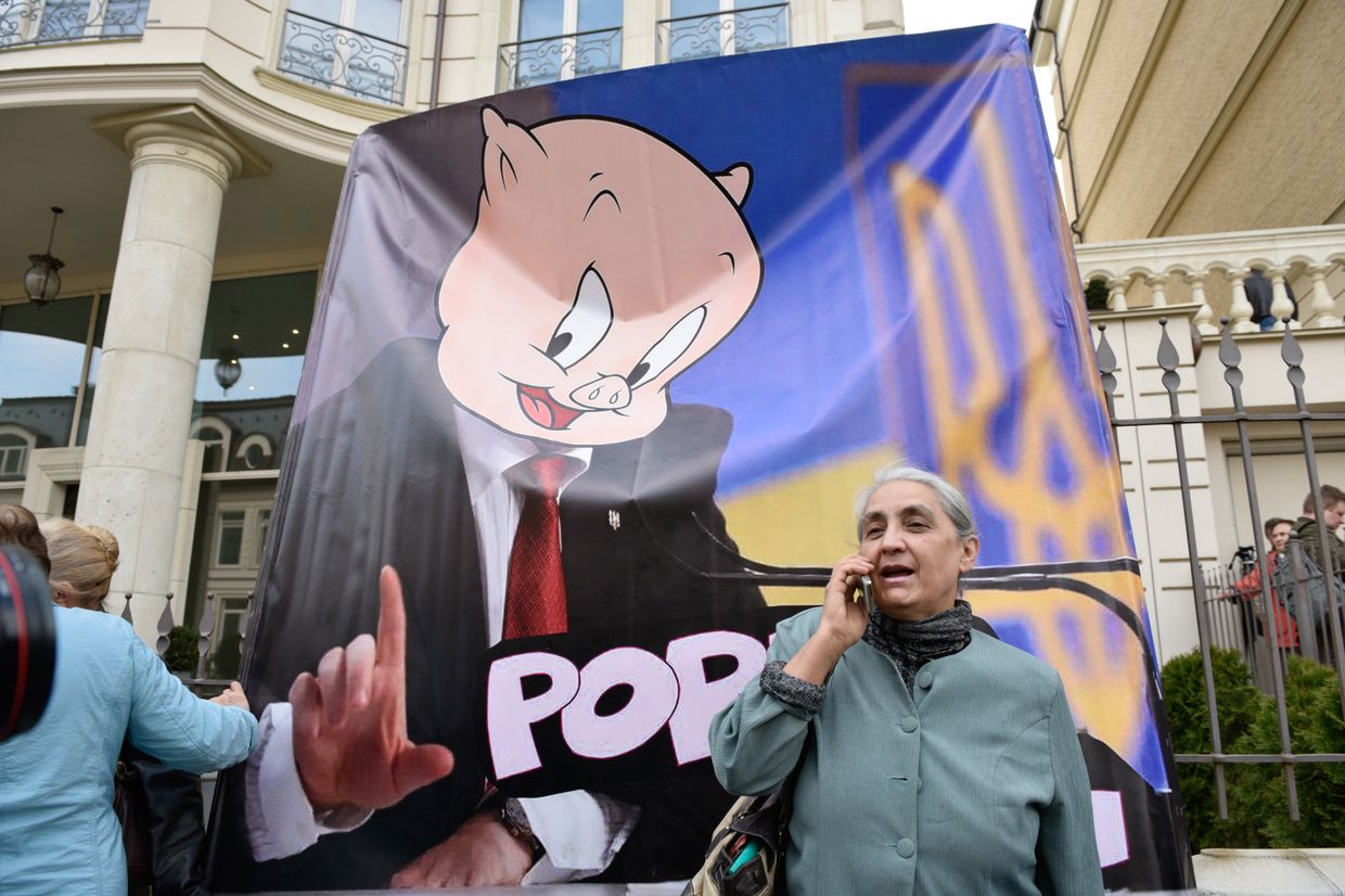 Акция против кандидата в президенты Украины В. Зеленского в Киеве