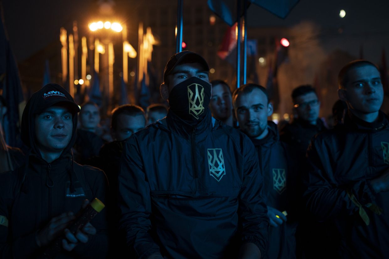 Националисты на митинге по случаю Дня защитника Украины в Киеве Националисты на митинге по случаю Дня защитника Украины в Киеве